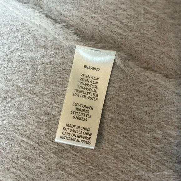 Brand New! Max Studio Fur Cardigan - Picture 3 of 3